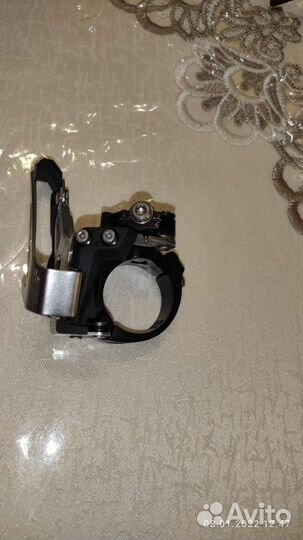 Манетка и переклюк shimano deore m6000