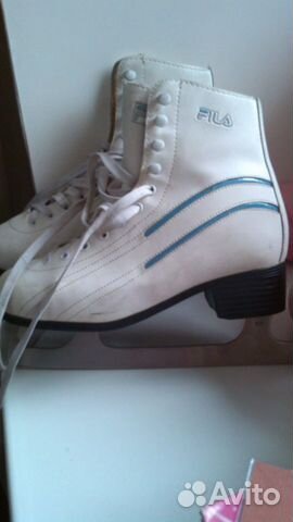 Продам фигурные коньки 38 размер