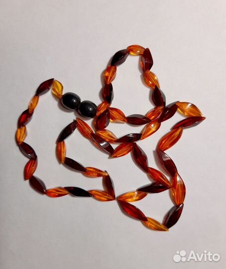Бусы маленькие янтарные