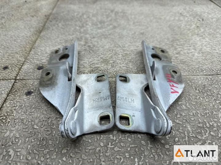 Петля капота nissan AD