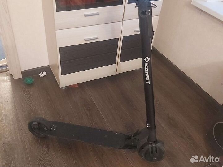 Самокат взрослый электрический бу