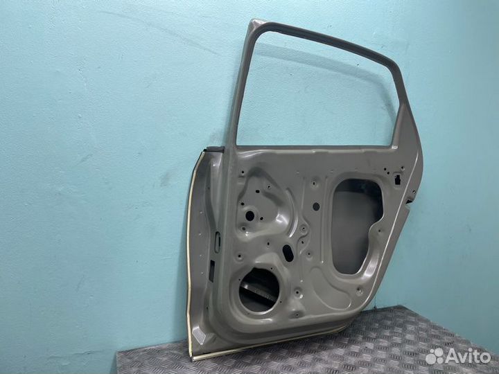 Дверь задняя правая Volkswagen Polo Седан 09-Г
