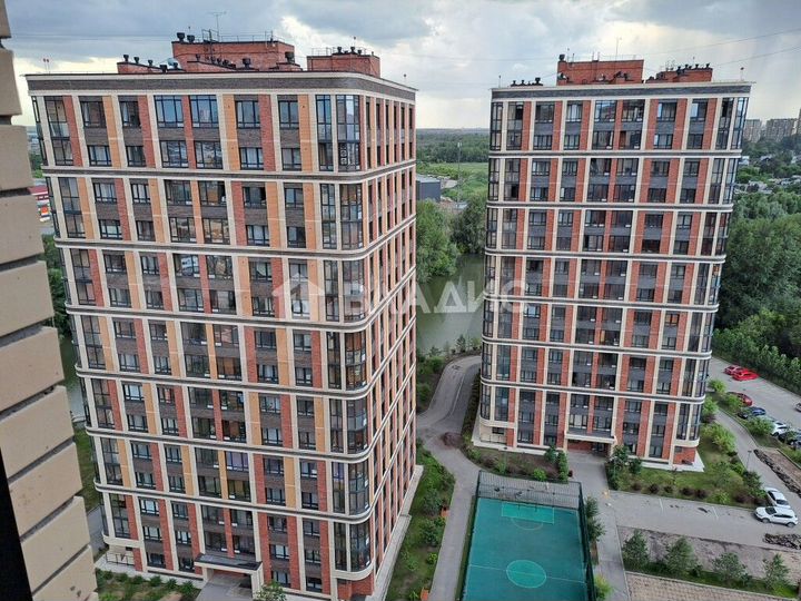 3-к. квартира, 67 м², 15/15 эт.