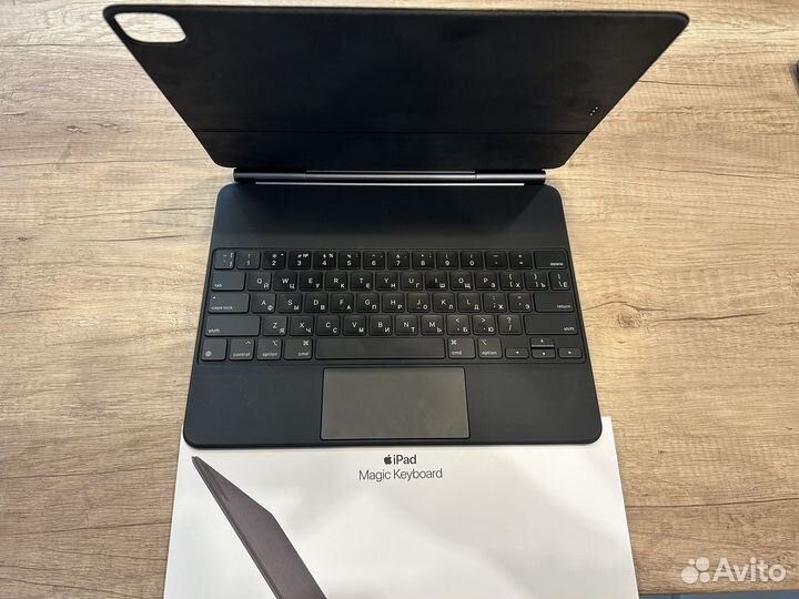Apple Magic keyboard iPad pro 12.9