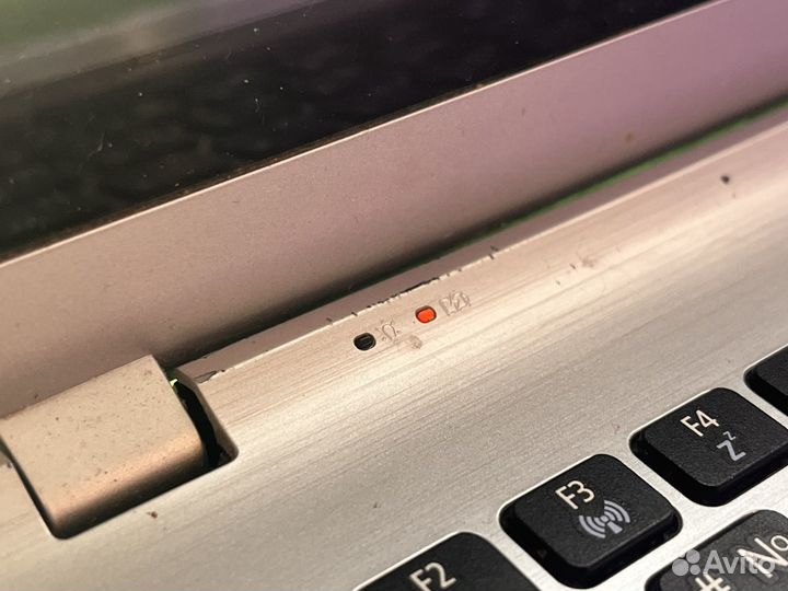 Acer не включается