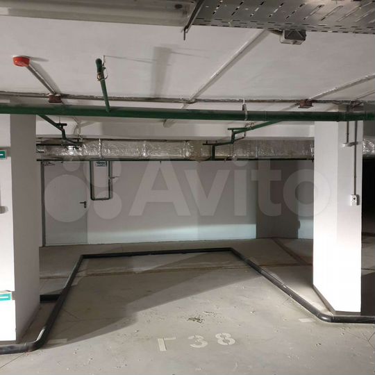 Машиноместо, 25 м²