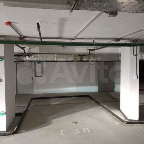 Машиноместо, 25 м²