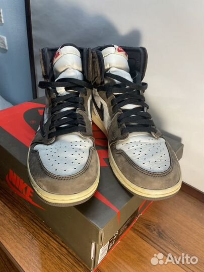 Travis Scott x Nike Air jordan 1 High 