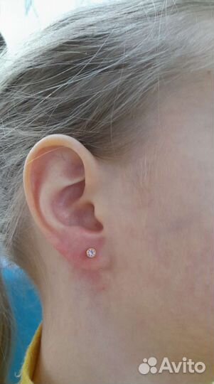 Прокол ушей