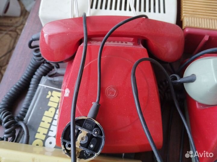 Старый телефон