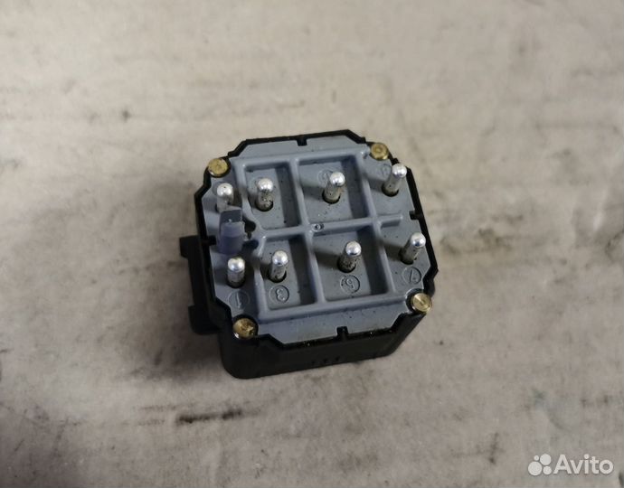 Джойстик зеркал на Mercedes W124 и R129 1298200610