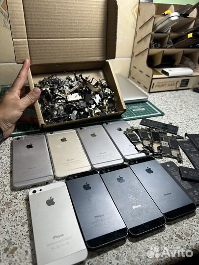 Запчасти iPhone 4-7