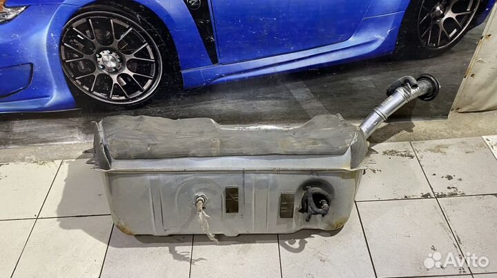 Бак топливный Mercedes W210