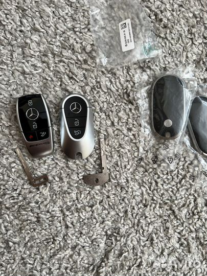 Ключи mercedes и bmw