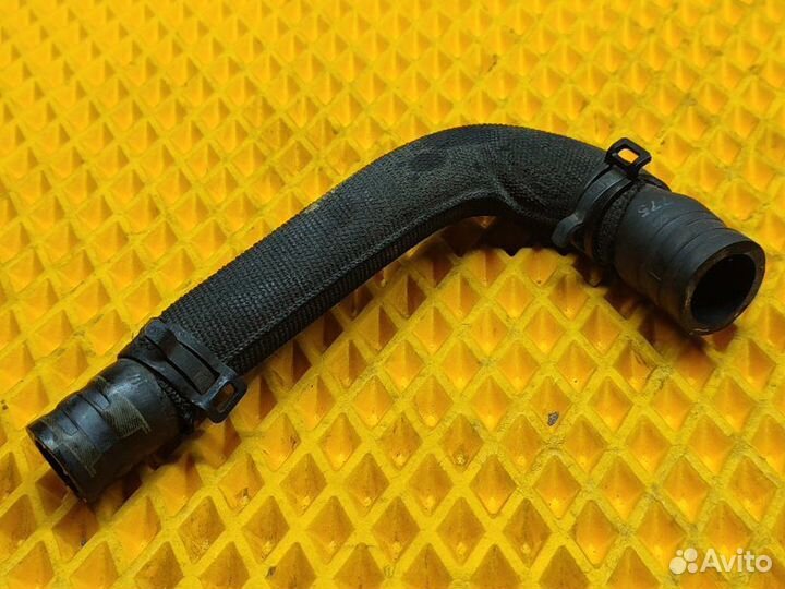 Патрубок охлаждения Audi A6 C7 2.8 chva 2012