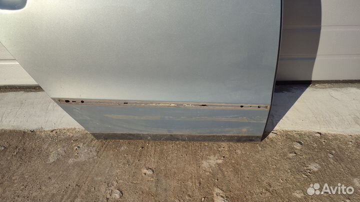 Задняя правая дверь Vw Passat B6 универсал