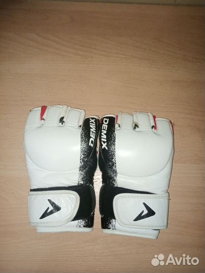 Перчатки для мма demix