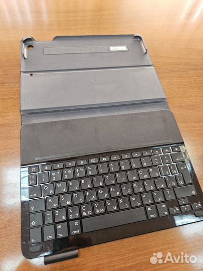 Чехол клавиатура для iPad air