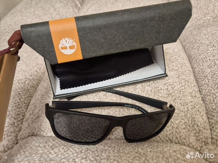 Солнцезащитные очки Timberland TB9296 02R