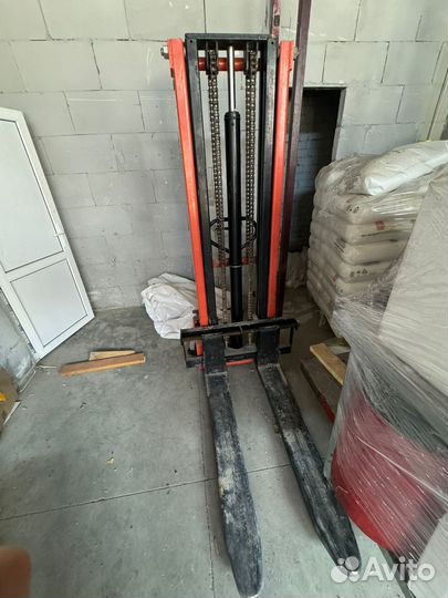 Штабелер гидравлический 3м 1.5т