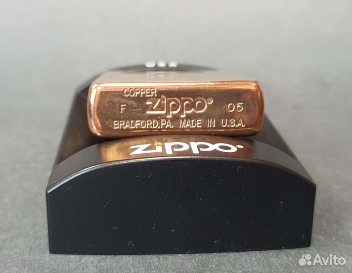 Зажигалка Zippo - Solid Copper