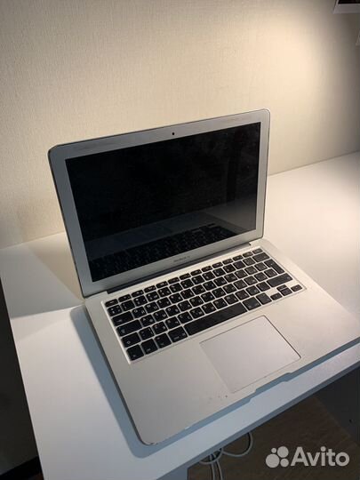 Apple MacBook Air 13 2010