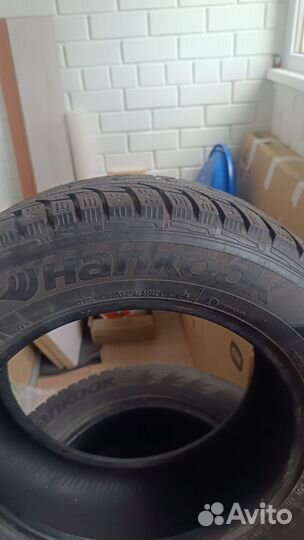 Hankook Winter I'Pike W409 215/60 R16