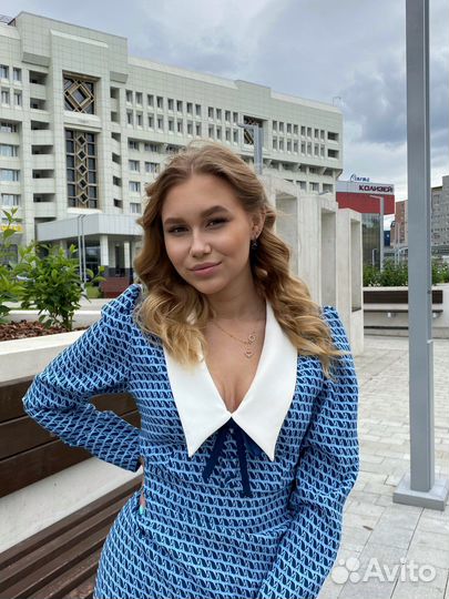 Менеджер консультант