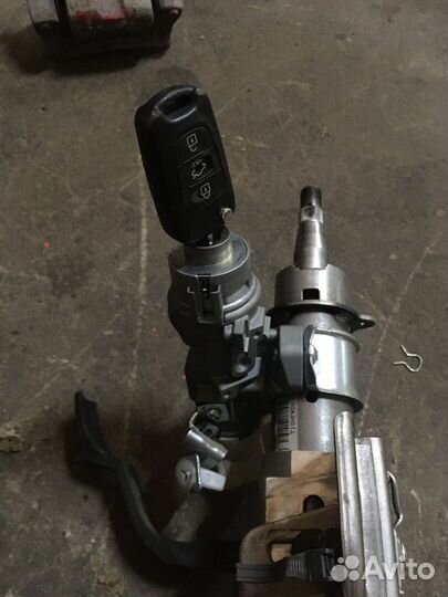 Замок зажигания с ключом (Kia Cerato)