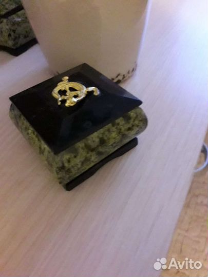 Малахитовая шкатулка