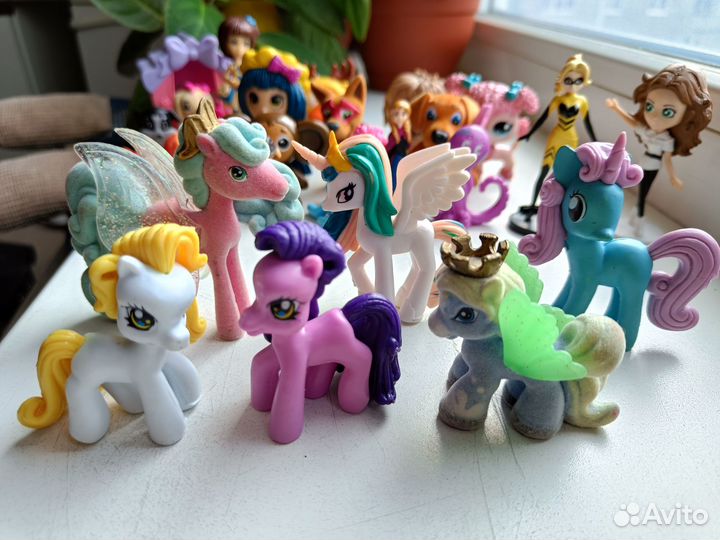 Фигурки Свитбокс Киндер