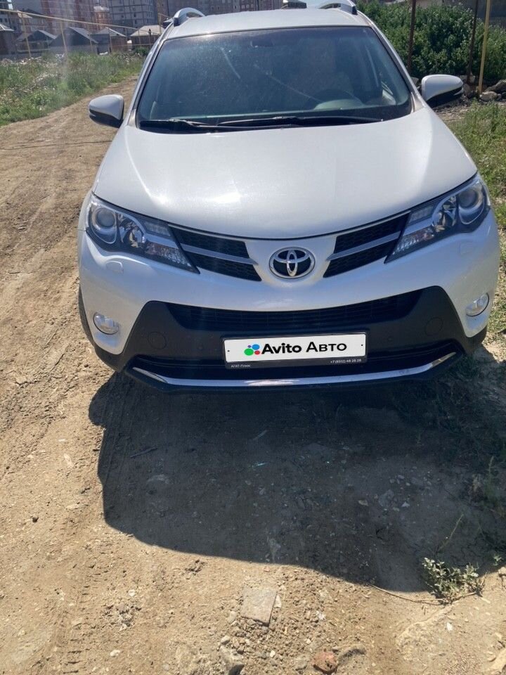 Toyota RAV4: фото владельца