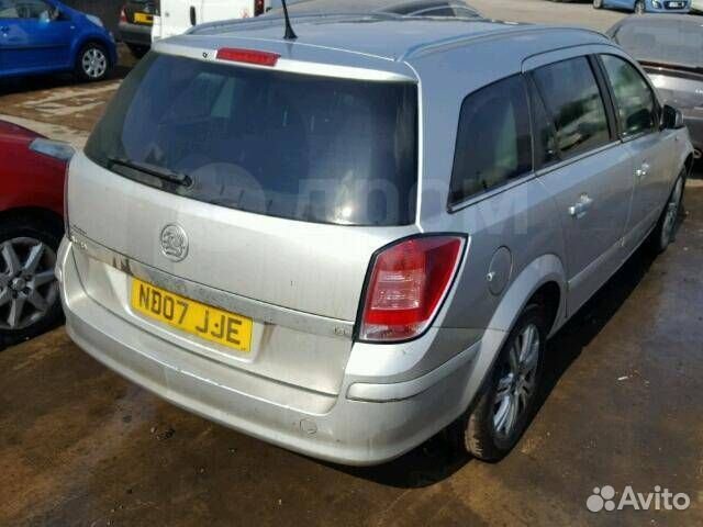 Фонарь (стоп-сигнал) правый Opel Astra L35 Z16XER