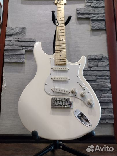 Электро гитара Behringer iAxe 624