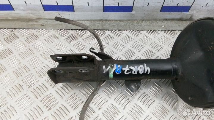 Амортизатор/стойка передняя левая Toyota RAV4