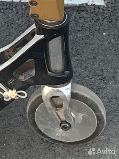 Вилка для трюкового самоката