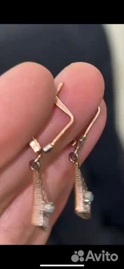 Золотые Серьги 583 изумруд бриллианты