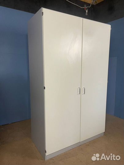 Шкаф серый + белый гардероб двойной