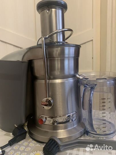 Соковыжималка bork ju cun 20120