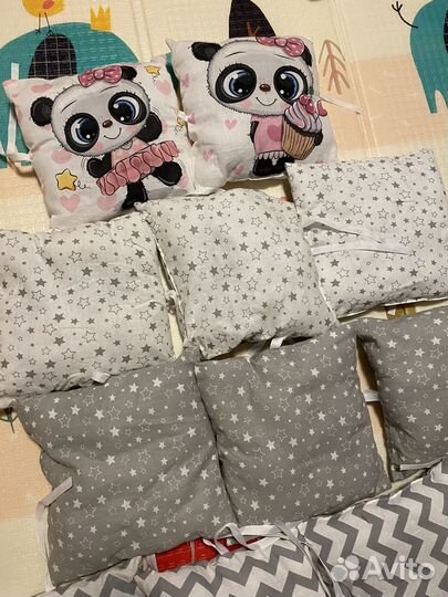 Подушки бортики в кроватку