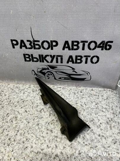 Уголки жабо левые Nissan Almera G15