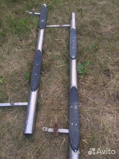 Защита порогов. Труба с проступью