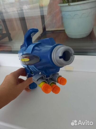 Игрушечный пистолет/ бластер