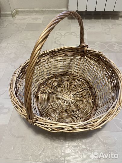 Корзина плетеная
