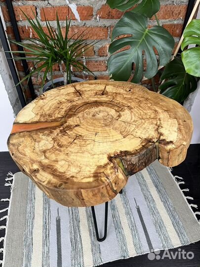 Спилы дерева для столешниц и столиков