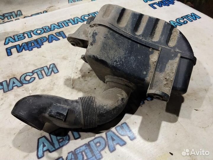 Резонатор воздушного фильтра Audi A3 1TD129622 Удо