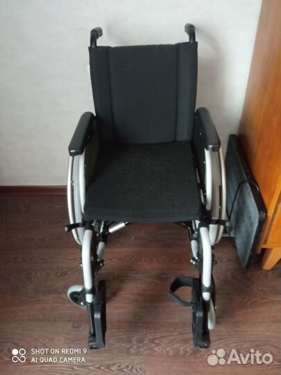 Медицинские изделия-инвалидная коляска