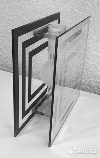 Ваза квадратная с зеркальными вставками 20x20 см