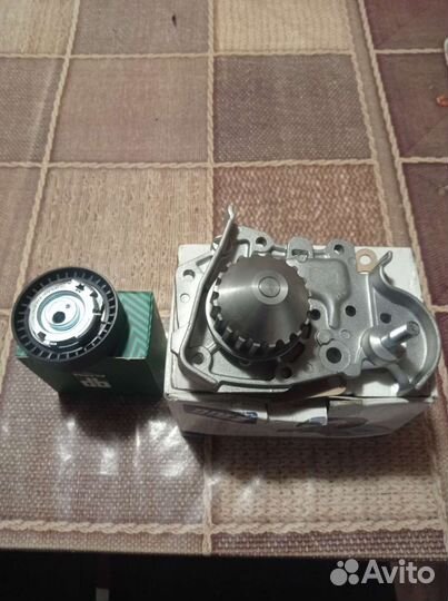 Помпа на него логан