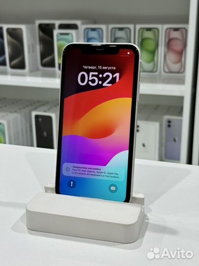 iPhone 11, 64 ГБ